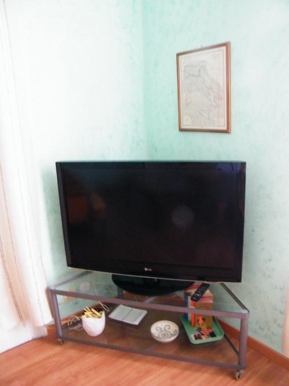 Appartamento Vacanze I Provenzali บอร์ดิเกรา ภายนอก รูปภาพ